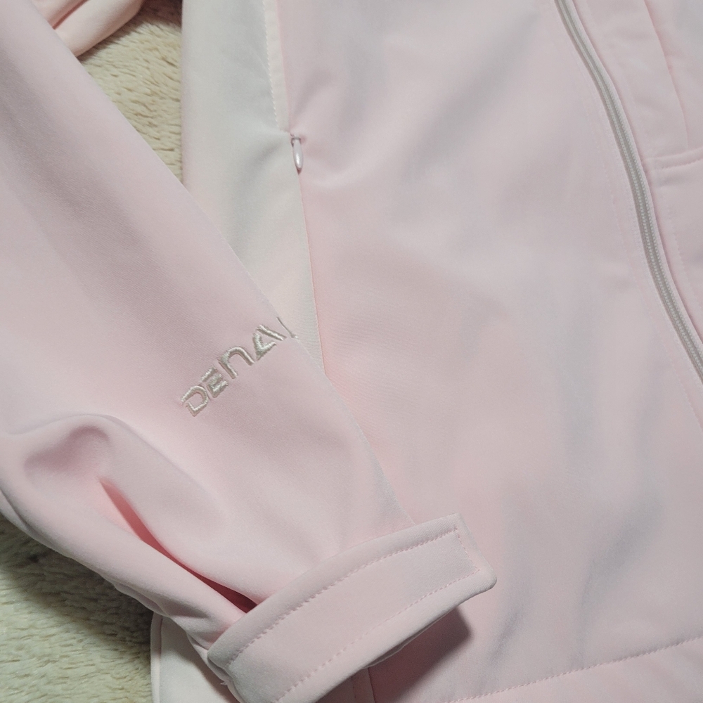 Pink Denali Performance Jacket, size M - Picture 4 of 15